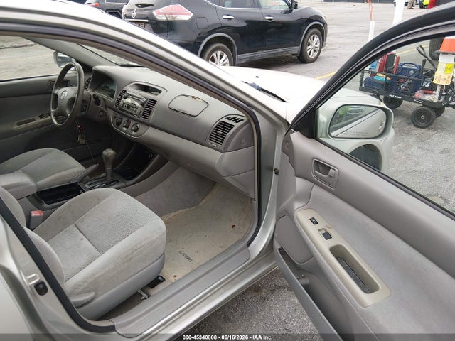 Aukcja sprzedaży 2004 Toyota Camry Le, vin: 4T1BE32K24U271209, numer aukcji: 45340808