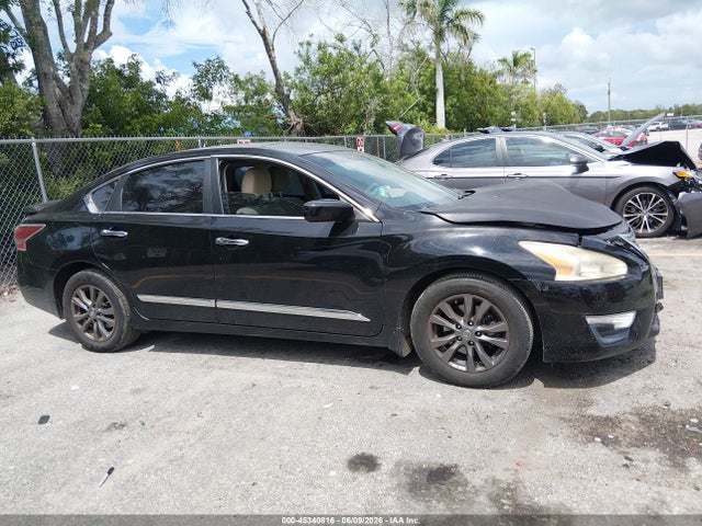 2015 Nissan Altima 2.5 S მანქანა იყიდება აუქციონზე, vin: 1N4AL3AP4FC459182, აუქციონის ნომერი: 45340816