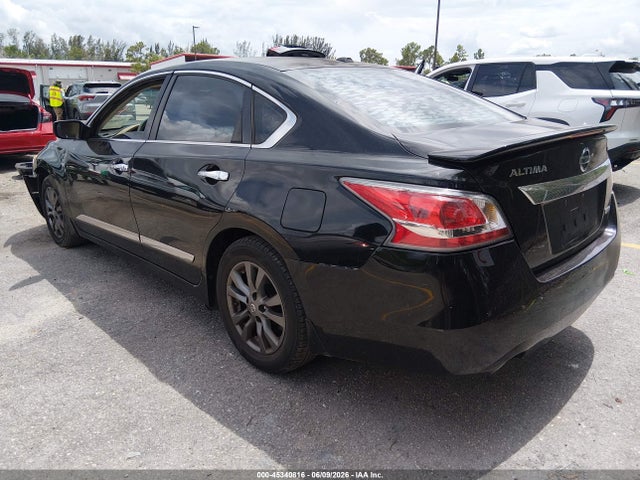 2015 Nissan Altima 2.5 S მანქანა იყიდება აუქციონზე, vin: 1N4AL3AP4FC459182, აუქციონის ნომერი: 45340816