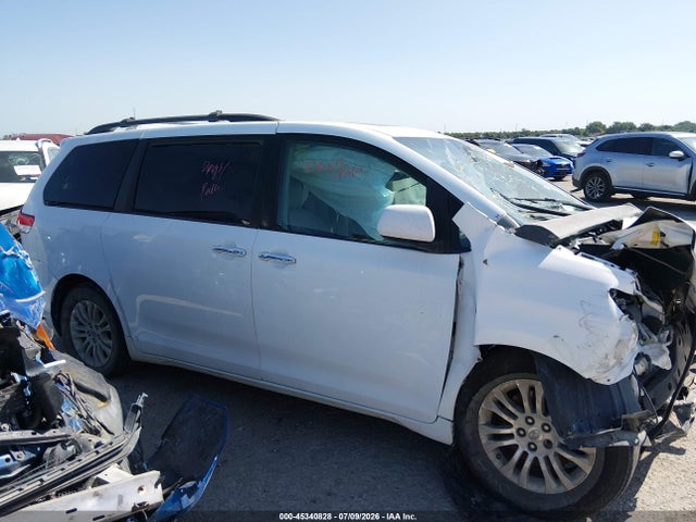 2012 Toyota Sienna Xle V6 8 Passenger მანქანა იყიდება აუქციონზე, vin: 5TDYK3DC2CS186774, აუქციონის ნომერი: 45340828