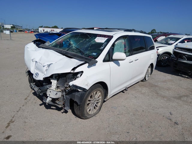2012 Toyota Sienna Xle V6 8 Passenger მანქანა იყიდება აუქციონზე, vin: 5TDYK3DC2CS186774, აუქციონის ნომერი: 45340828