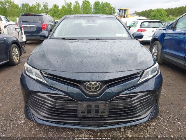 2018 Toyota Camry Le მანქანა იყიდება აუქციონზე, vin: JTNB11HK9J3017859, აუქციონის ნომერი: 45340858