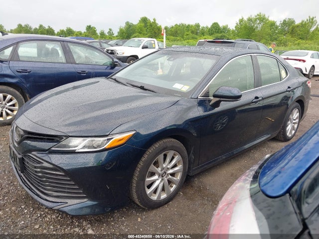 2018 Toyota Camry Le მანქანა იყიდება აუქციონზე, vin: JTNB11HK9J3017859, აუქციონის ნომერი: 45340858