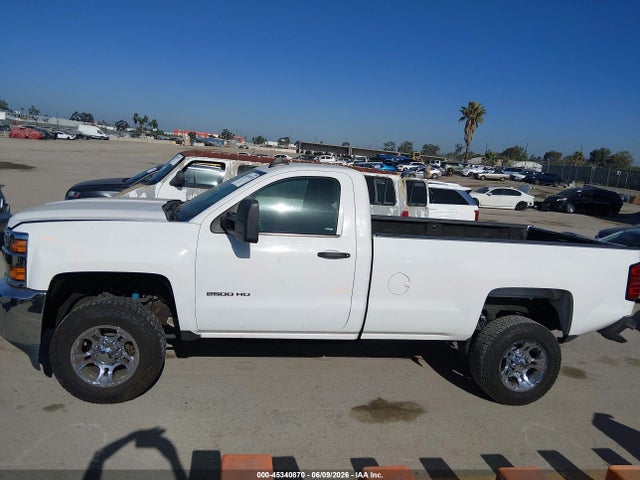 1GC0CUEG4FZ526883 Chevrolet Silverado 2500hd Wt