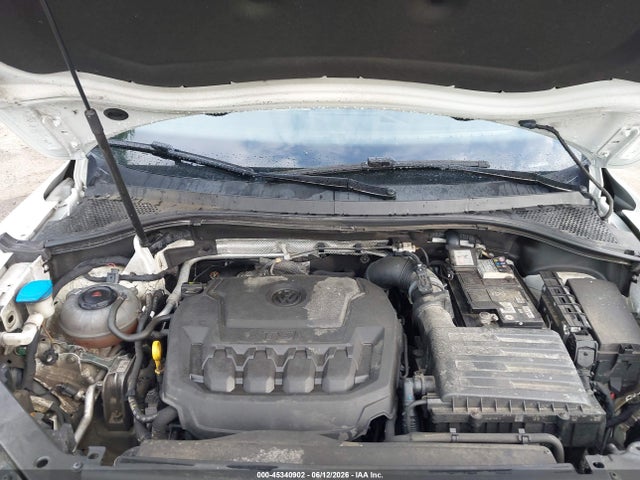 2018 Volkswagen Tiguan 2.0t Se/2.0t Sel მანქანა იყიდება აუქციონზე, vin: 3VV2B7AX5JM071668, აუქციონის ნომერი: 45340902