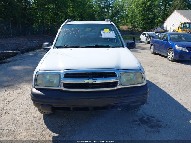 45340917 :رقم المزاد ، 2CNBE134246917402 vin ، 2004 Chevrolet Tracker مزاد بيع