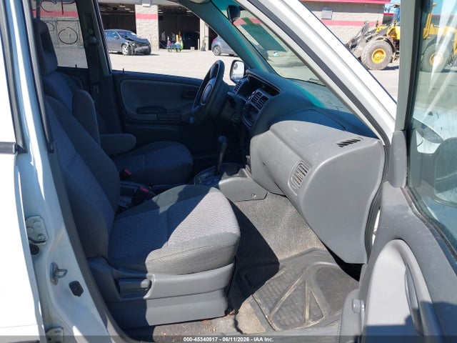 45340917 :رقم المزاد ، 2CNBE134246917402 vin ، 2004 Chevrolet Tracker مزاد بيع