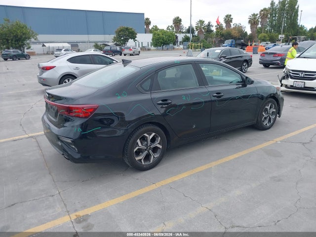 KIA Forte Lxs 2019 3KPF24AD8KE039491 Image 4