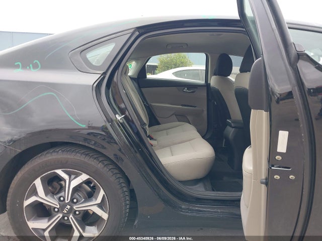 KIA Forte Lxs 2019 3KPF24AD8KE039491 Image 8
