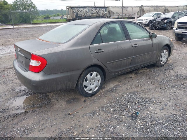 2004 Toyota Camry Se მანქანა იყიდება აუქციონზე, vin: 4T1BE32K54U900011, აუქციონის ნომერი: 45340944