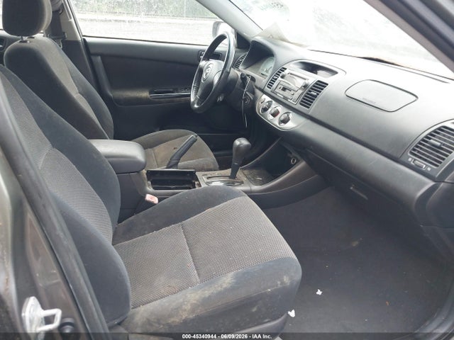 2004 Toyota Camry Se მანქანა იყიდება აუქციონზე, vin: 4T1BE32K54U900011, აუქციონის ნომერი: 45340944