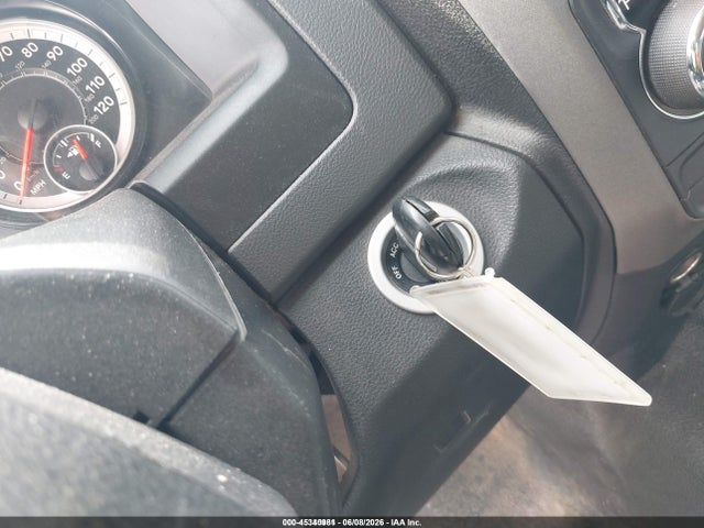 45340981 :رقم المزاد ، 1C6RR7KG9JS293104 vin ، 2018 Ram 1500 Tradesman  4x4 5'7 Box مزاد بيع