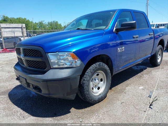 45340981 :رقم المزاد ، 1C6RR7KG9JS293104 vin ، 2018 Ram 1500 Tradesman  4x4 5'7 Box مزاد بيع