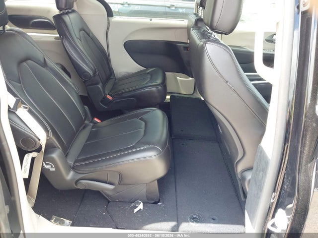 Chrysler Pacifica Touring L 2024 2C4RC1BG5RR136321 Image 8