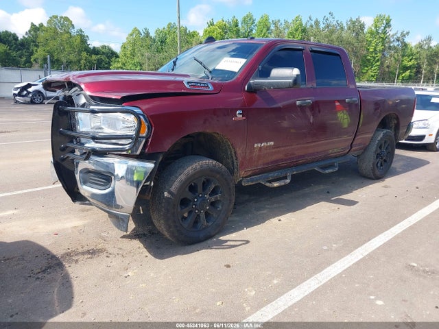 45341063 :رقم المزاد ، 3C6UR5CL1NG394841 vin ، 2022 Ram 2500 Tradesman  4x4 6'4 Box مزاد بيع