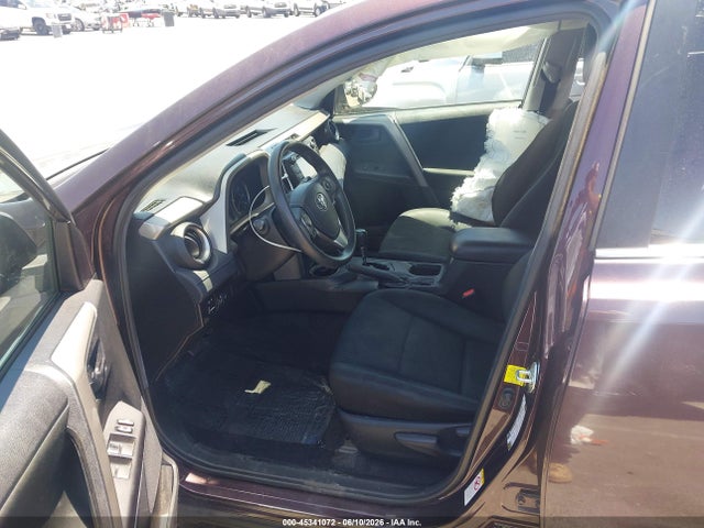 Toyota RAV4 LE 2018 2T3ZFREVXJW484822 Image 5
