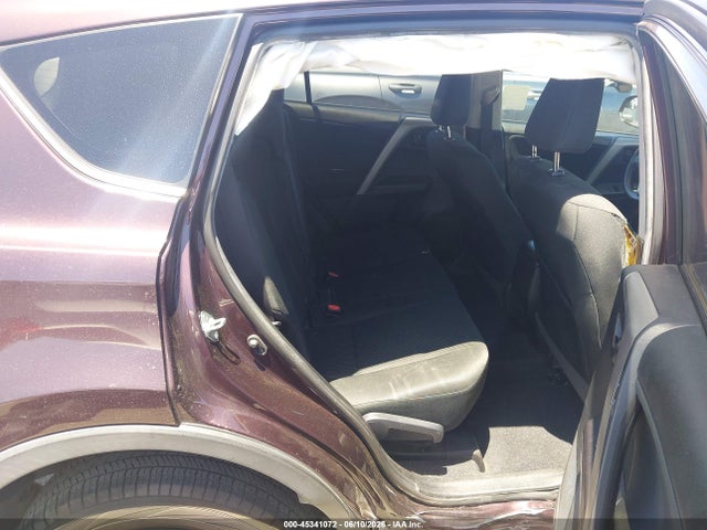 Toyota RAV4 LE 2018 2T3ZFREVXJW484822 Image 8