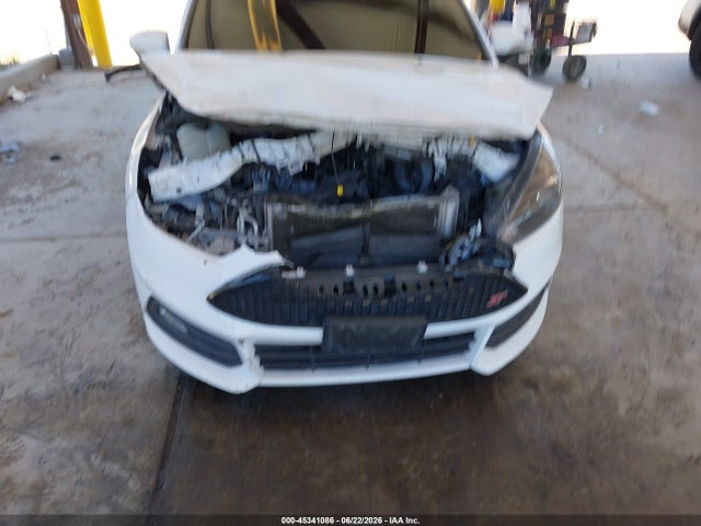 Ford FOCUS ST 2015 1FADP3L92FL281689 Image 6
