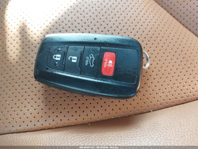 45341147 :رقم المزاد ، 5TDEBRCH7MS016267 vin ، 2021 Toyota Highlander Hybrid Platinum مزاد بيع