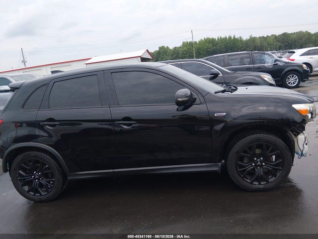 45341160 :رقم المزاد ، JA4AP3AUXJU014284 vin ، 2018 Mitsubishi Outlander Sport 2.0 Le مزاد بيع