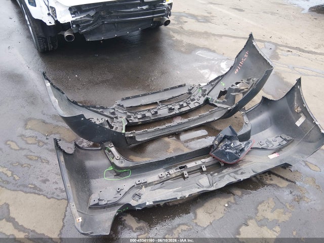 45341160 :رقم المزاد ، JA4AP3AUXJU014284 vin ، 2018 Mitsubishi Outlander Sport 2.0 Le مزاد بيع