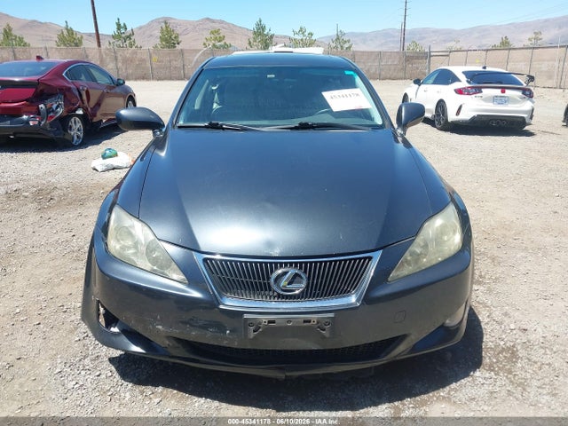 Продажа на аукционе авто 2006 Lexus Is 350, vin: JTHBE262X65010494, номер лота: 45341178