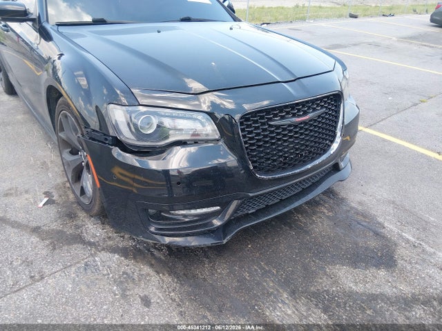 2021 Chrysler 300 300s მანქანა იყიდება აუქციონზე, vin: 2C3CCABT3MH562899, აუქციონის ნომერი: 45341212