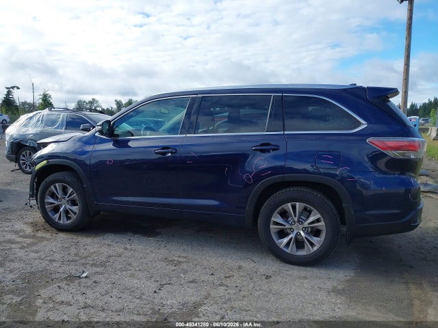 45341280 :رقم المزاد ، 5TDJKRFH9FS131403 vin ، 2015 Toyota Highlander Xle V6 مزاد بيع