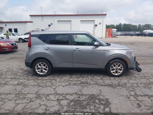 KIA SOUL LX 2022 KNDJ23AU9N7805558 Image 13