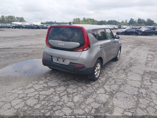 KIA SOUL LX 2022 KNDJ23AU9N7805558 Image 4