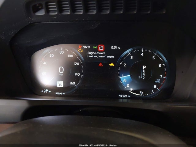 2016 Volvo Xc90 T6 Momentum მანქანა იყიდება აუქციონზე, vin: YV4A22PK6G1040313, აუქციონის ნომერი: 45341303