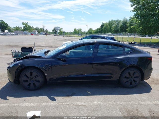 Tesla MODEL 3 2026 5YJ3E1EA5TF149841 Image 12