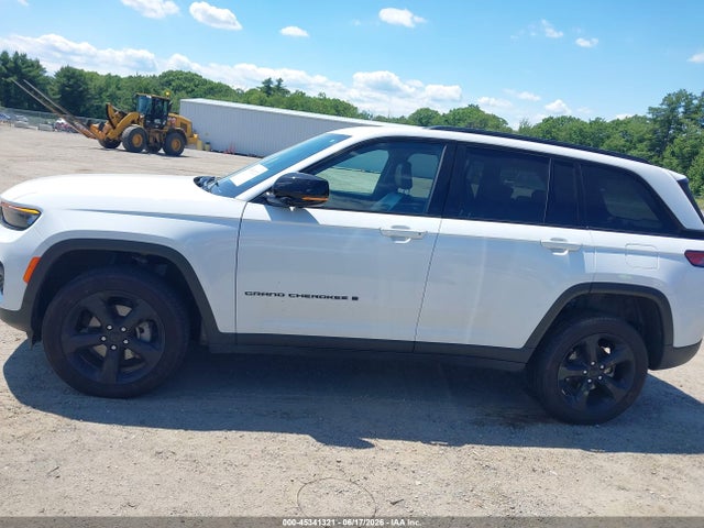 2025 Jeep Grand Cherokee Altitude X 4x4 მანქანა იყიდება აუქციონზე, vin: 1C4RJHAGXSC318448, აუქციონის ნომერი: 45341321
