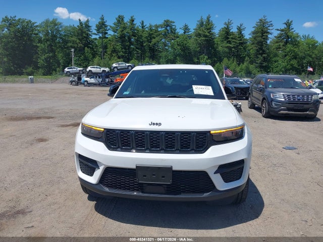 2025 Jeep Grand Cherokee Altitude X 4x4 მანქანა იყიდება აუქციონზე, vin: 1C4RJHAGXSC318448, აუქციონის ნომერი: 45341321