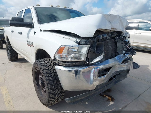 Продаж на аукціоні авто 2017 Ram 2500 Tradesman  4x4 6'4 Box, vin: 3C6UR5CL5HG647955, номер лоту: 45341322