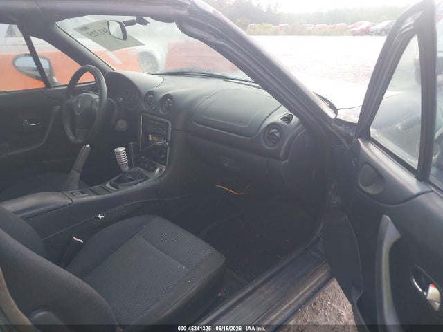 Продаж на аукціоні авто 2000 Mazda Mx-5 Miata Ls/special Edition, vin: JM1NB3539Y0147465, номер лоту: 45341325