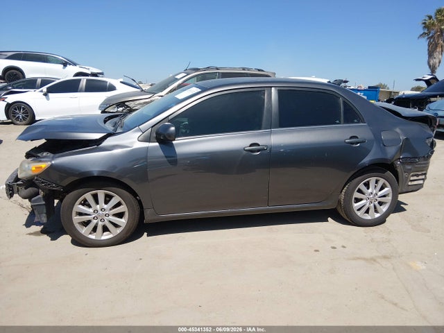 2013 Toyota Corolla Le მანქანა იყიდება აუქციონზე, vin: 5YFBU4EE8DP158106, აუქციონის ნომერი: 45341352