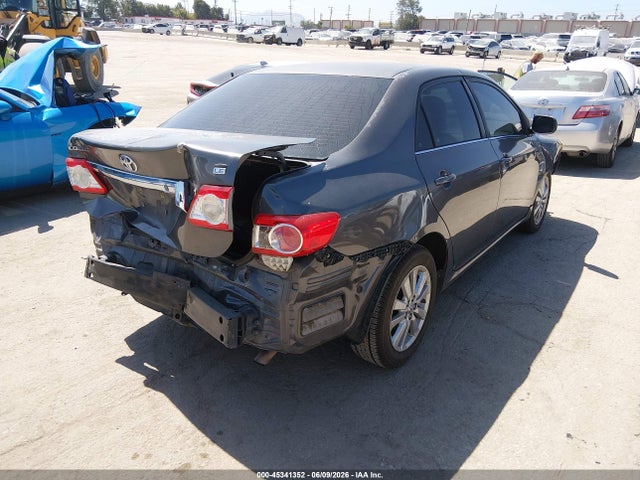 2013 Toyota Corolla Le მანქანა იყიდება აუქციონზე, vin: 5YFBU4EE8DP158106, აუქციონის ნომერი: 45341352