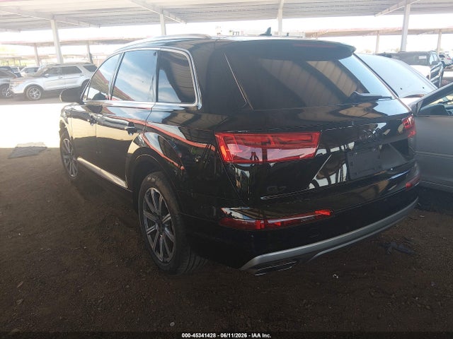 Audi Q7 3.0t Premium 2018 WA1LAAF70JD030088 Image 3