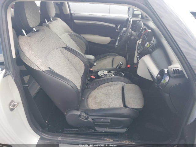 Продаж на аукціоні авто 2020 Mini Hardtop 2 Door Cooper Se, vin: WMWXP3C06L2M43671, номер лоту: 45341449