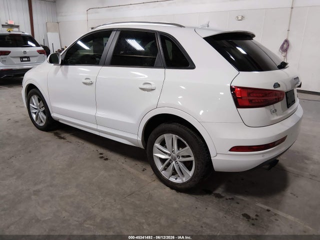 2017 Audi Q3 2.0t Premium მანქანა იყიდება აუქციონზე, vin: WA1ECCFS8HR003463, აუქციონის ნომერი: 45341492