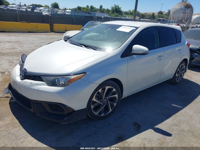 Toyota COROLLA IM 2018 JTNKARJEXJJ557719 Image 2