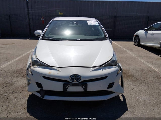 JTDKARFU9H3033769 Toyota Prius Three Touring