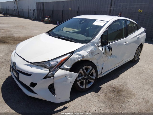 JTDKARFU9H3033769 Toyota Prius Three Touring