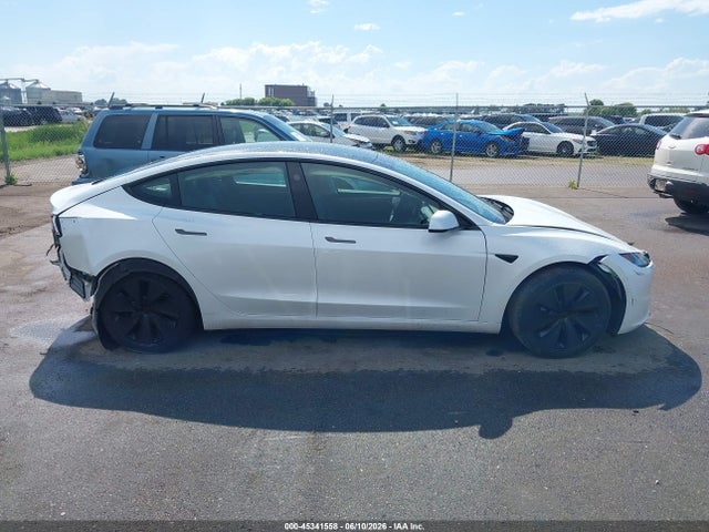 Продажа на аукционе авто 2025 Tesla Model 3 Long Range All-wheel Drive, vin: 5YJ3E1EB3SF885328, номер лота: 45341558
