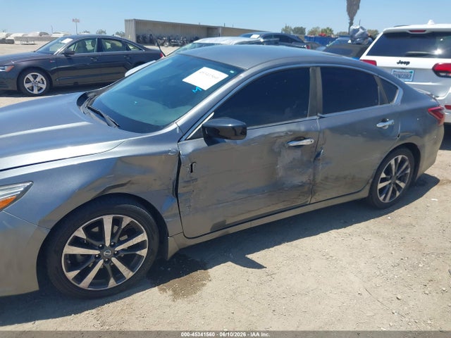 1N4AL3AP0HC489511 Nissan Altima 2.5 Sr