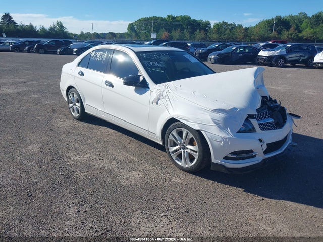 45341654 :رقم المزاد ، WDDGF8AB5DR284356 vin ، 2013 Mercedes-benz C 300 Luxury 4matic مزاد بيع