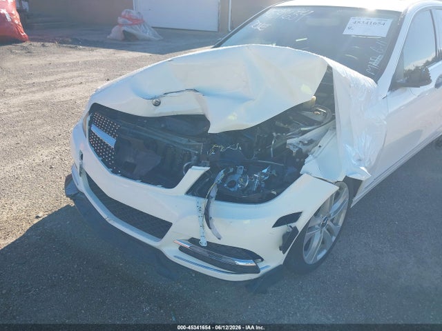 Aukcja sprzedaży 2013 Mercedes-benz C 300 Luxury 4matic, vin: WDDGF8AB5DR284356, numer aukcji: 45341654