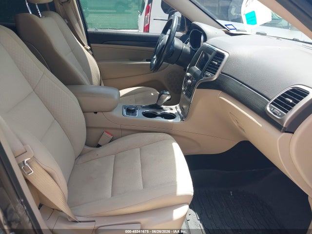 1C4RJFAG8KC754171 Jeep Grand Cherokee Laredo E 4x4
