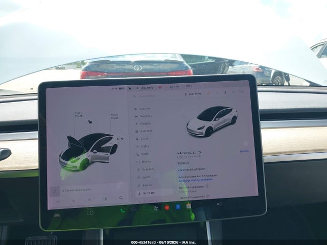 Продажа на аукционе авто 2018 Tesla Model 3 Long Range/mid Range, vin: 5YJ3E1EA7JF051231, номер лота: 45341683